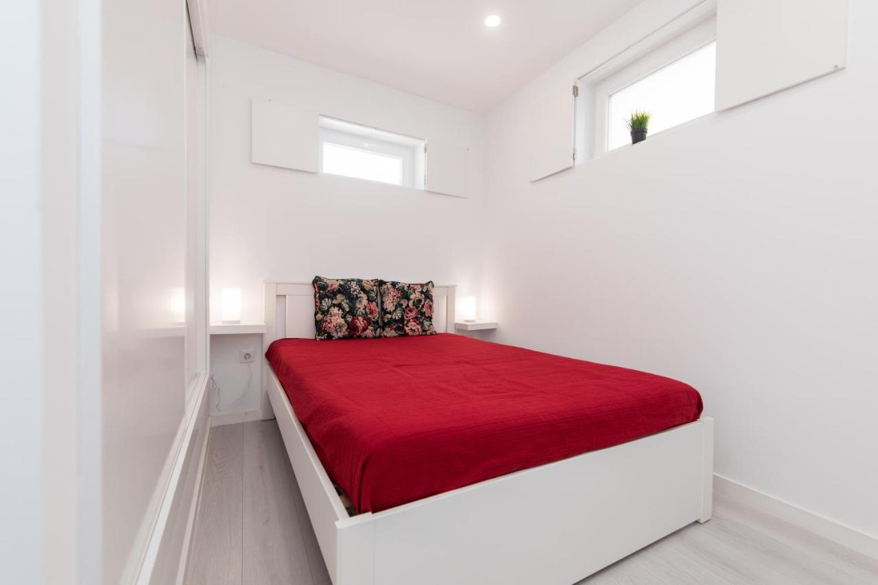 Apartamento Trival - A 1 Minuto Pe Da Praia Sesimbra Exterior foto